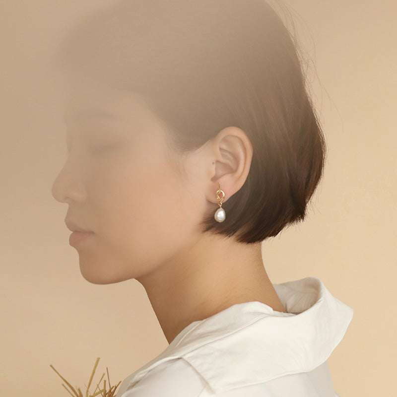 Cute trendy Knot Baroque Pearl Dangle Drop Earrings