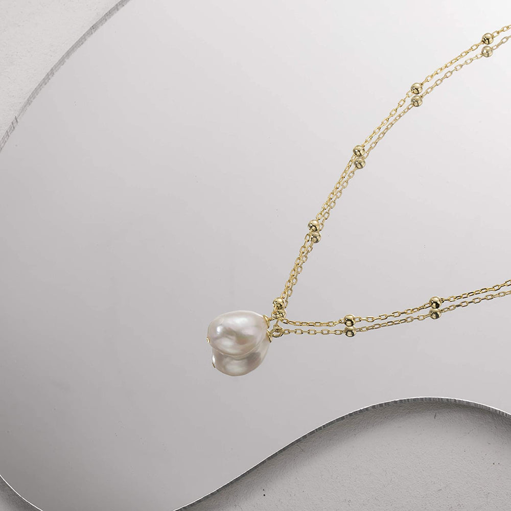 Baroque pearl necklace gold