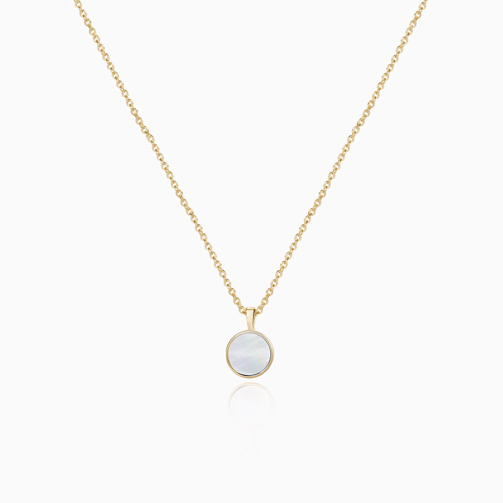 Small Mother of Pearl Round Pendant Necklace gold